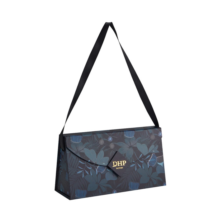 Luxury Apparel Boxes