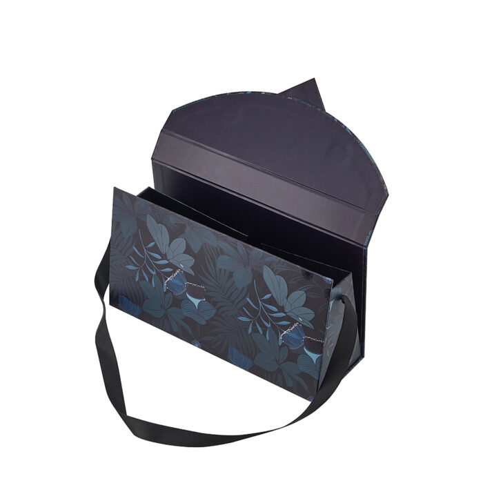 Luxury Apparel Boxes - Image 2